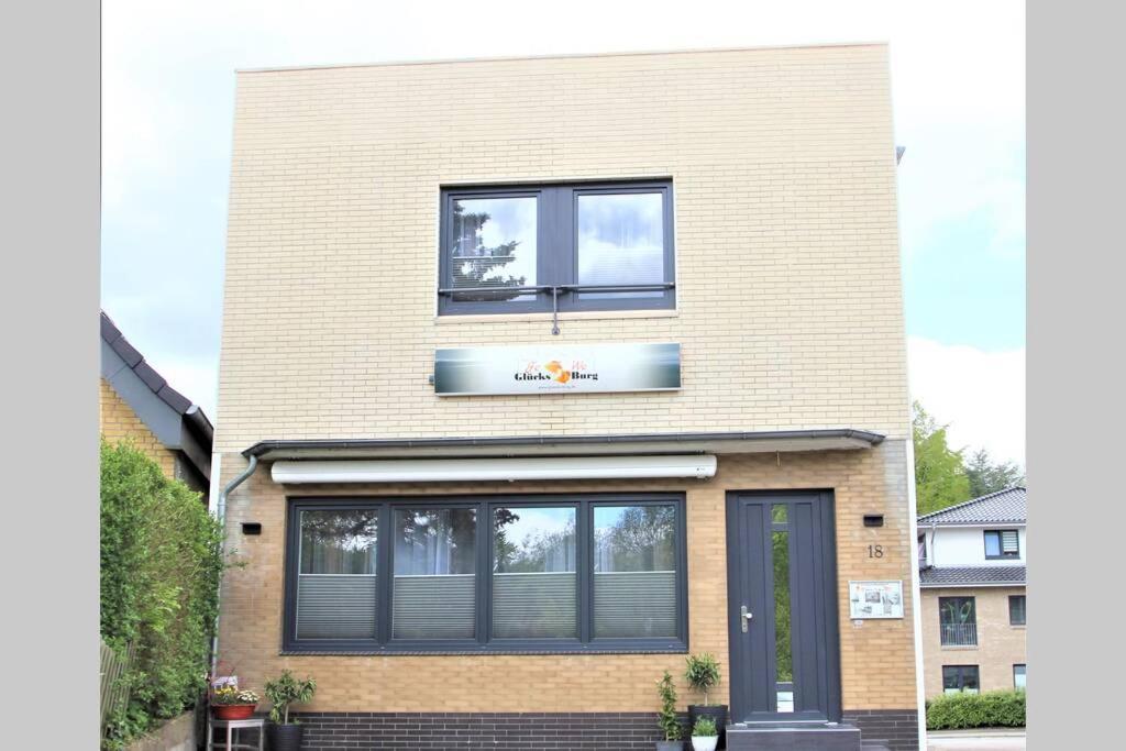 Gluecks-Burg Sonne Apartment กลึคส์บวร์ก ภายนอก รูปภาพ